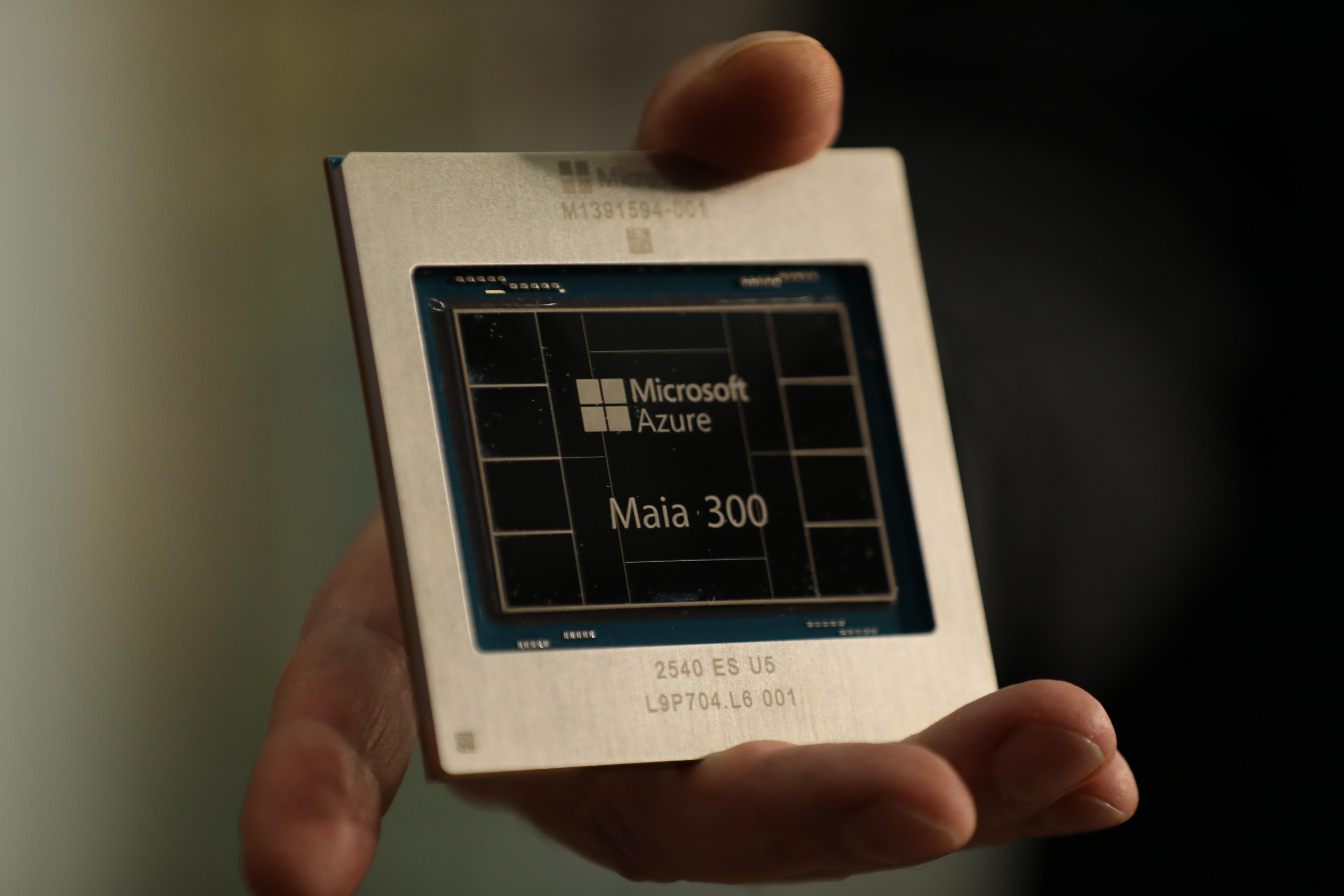 L'AI accelera tra chip innovativi e sfide etiche urgenti